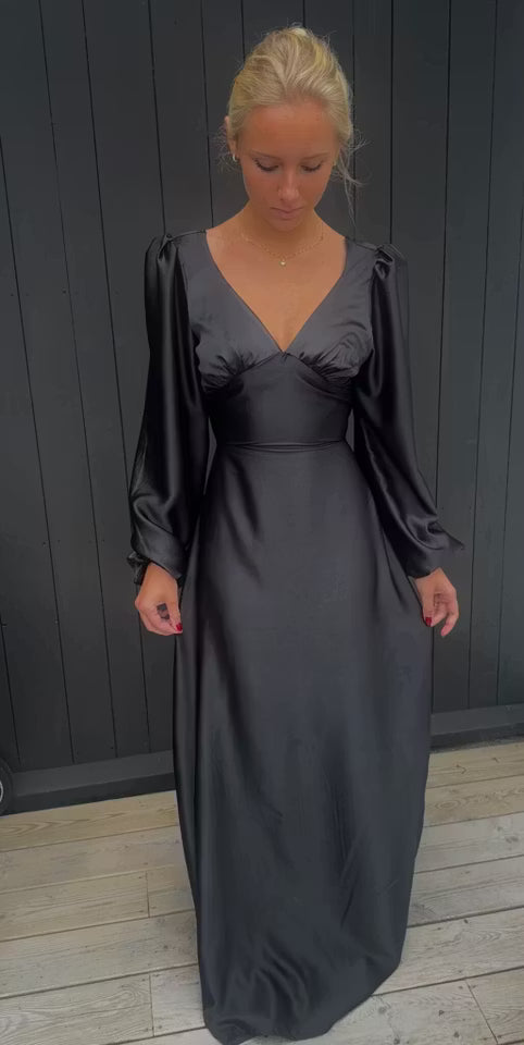 Belle dress svart